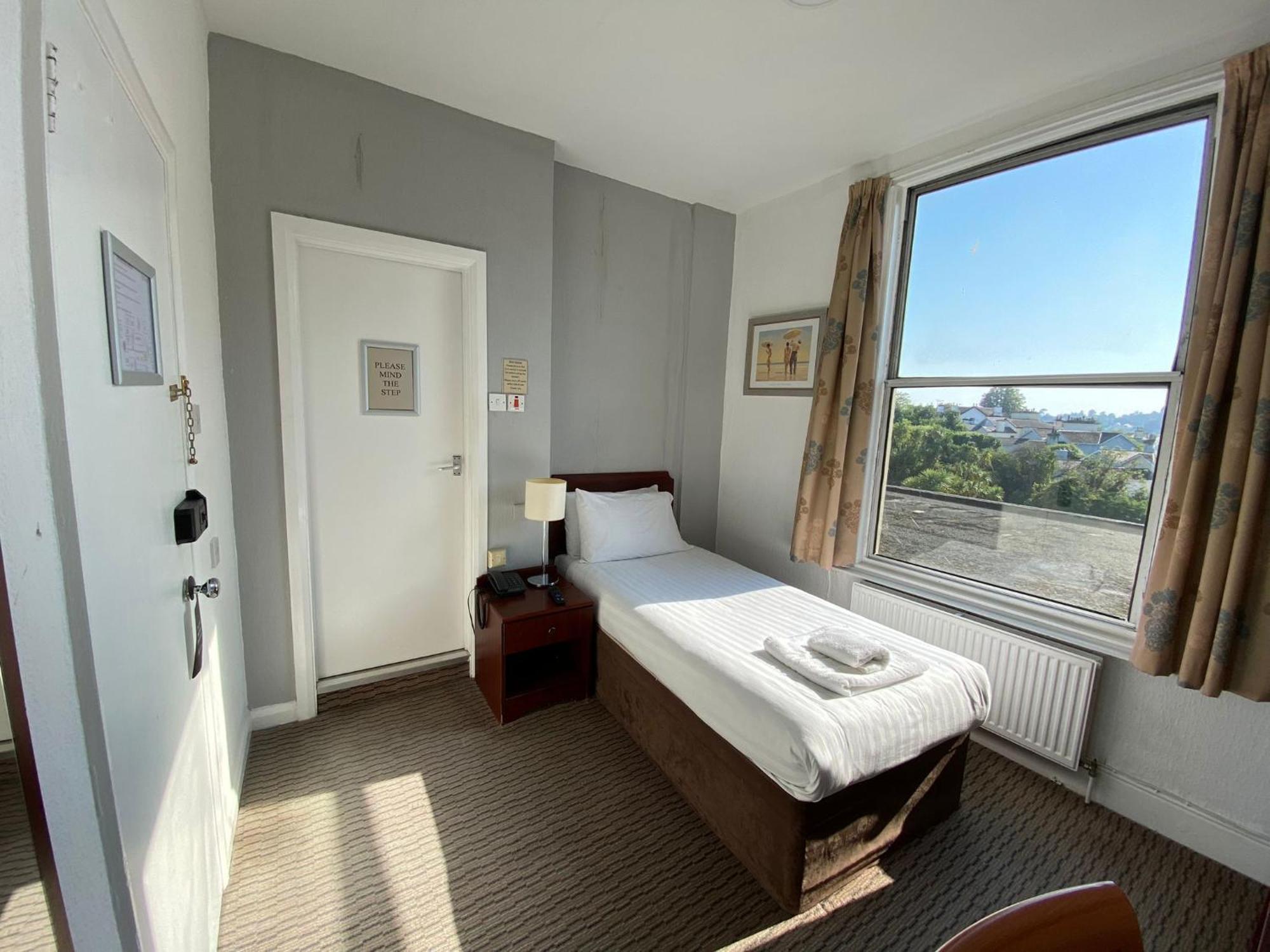 Tor Park Hotel Torquay Bagian luar foto